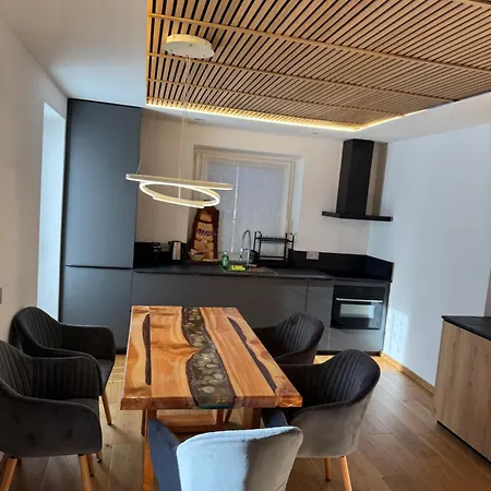 Cesa Balzan Apartment Canazei