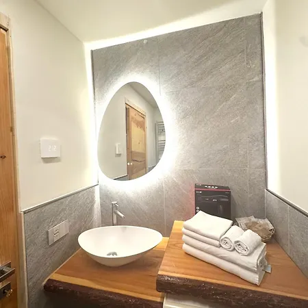 Cesa Balzan Apartman *